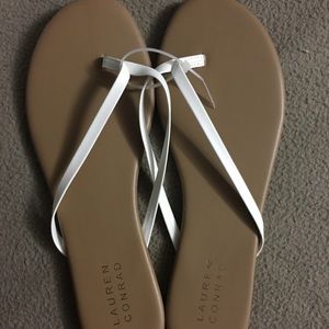 Lauren Conrad Pixii Flip Flop
